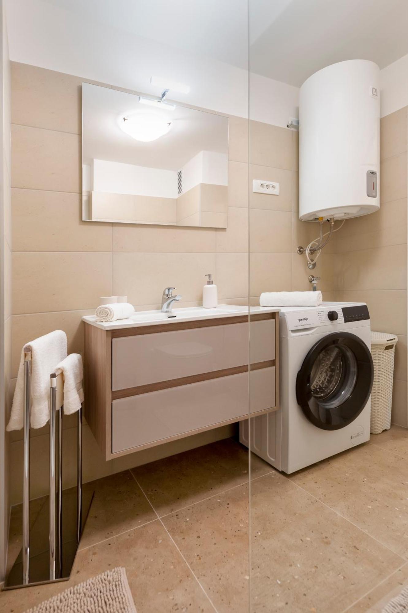 PUY Arena Parkside Residence מראה חיצוני תמונה