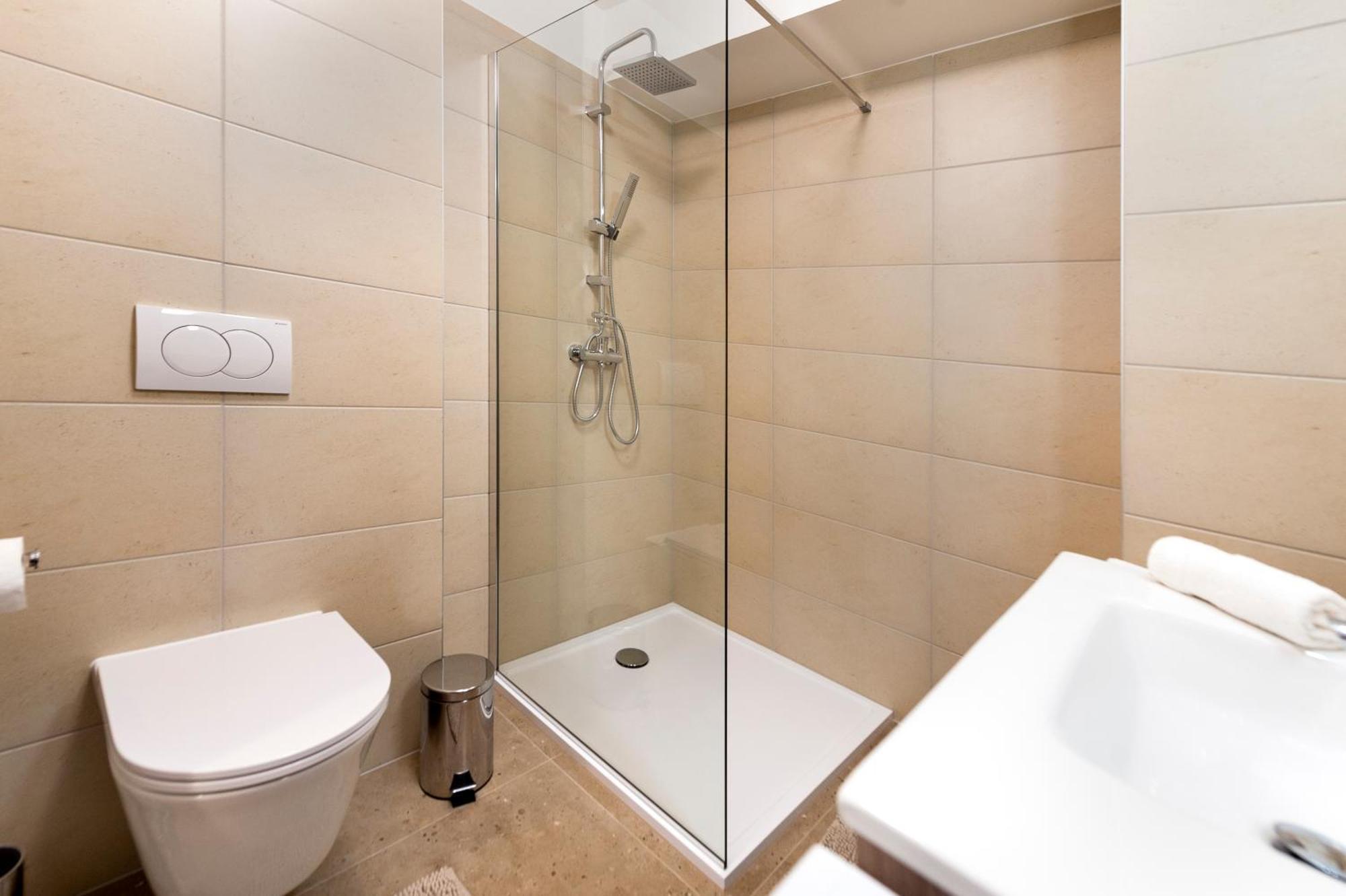 PUY Arena Parkside Residence מראה חיצוני תמונה