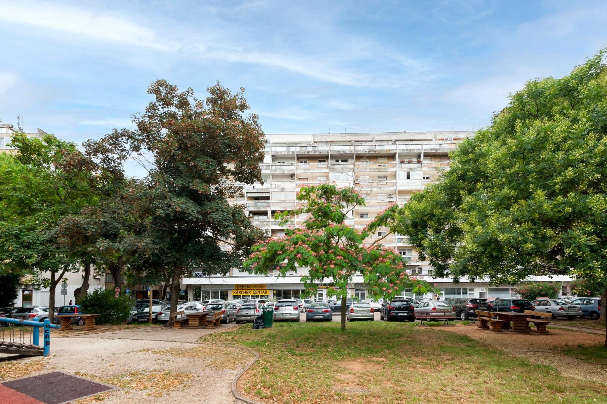 PUY Arena Parkside Residence מראה חיצוני תמונה