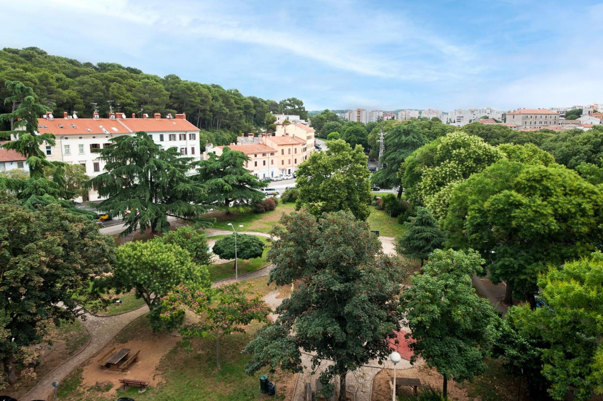 PUY Arena Parkside Residence מראה חיצוני תמונה